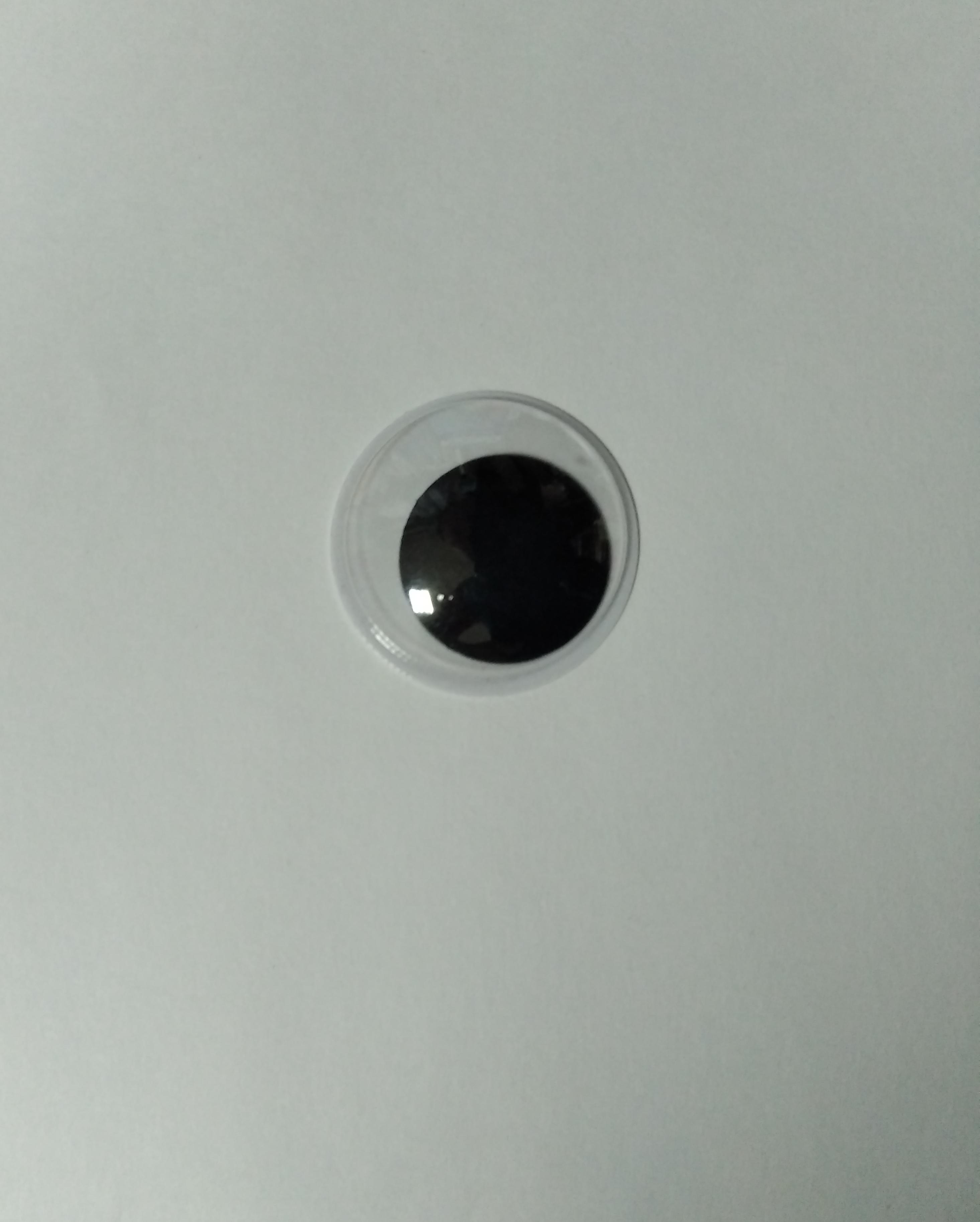 картинка  Глаза круглые с бегающими зрачками клеевые d 20мм от магазина Юхобби